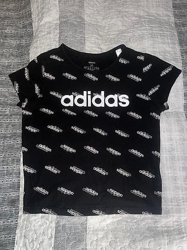 ADIDAS majica crop vel.M Mada je po meni S jer ćerka i ja nosimo samo na lalafo.rs ADIDAS majica crop vel.M Mada je po meni S jer ćerka i ja nosimo samo