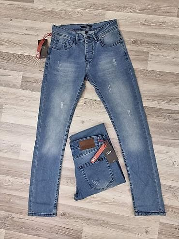 bermude teksas br: Cena 2900 dinara
Top kvalitet at lalafo.rs — 2 bermude teksas br: Cena 2900 dinara
Top kvalitet — 2