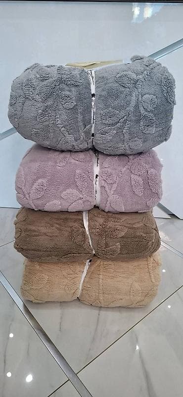 Ćebe krzno 3300din dimenzija 230x200 na lalafo.rs — 8 Ćebe krzno 3300din dimenzija 230x200 — 8