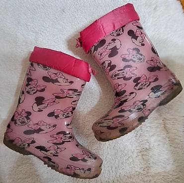 Minnie Mouse čizme gumene postavljene iznutra celom dužinom i dnom sa na lalafo.rs Minnie Mouse čizme gumene postavljene iznutra celom dužinom i dnom sa