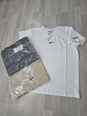 kom sa etiketom: Muške majice S,M,L,XL,XXL veličine 1 komad 2300 din . 2 komada 3000 at lalafo.rs — 6 kom sa etiketom: Muške majice S,M,L,XL,XXL veličine 1 komad 2300 din . 2 komada 3000 — 6