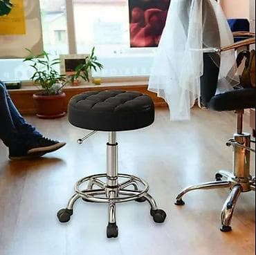 Office Furniture: Podesiva okretna stolica na točkićima – profesionalna radna stolica - at lalafo.rs — 5 Office Furniture: Podesiva okretna stolica na točkićima – profesionalna radna stolica - — 5