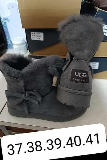 Ugg obuća 37, bоја - Siva na lalafo.rs — 1 Ugg obuća 37, bоја - Siva — 1