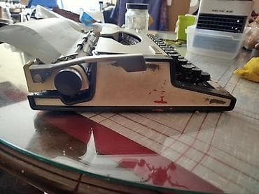 Mora malo jace da se kuca,tipke znaju ponekad da zaglave na lalafo.rs — 5 Mora malo jace da se kuca,tipke znaju ponekad da zaglave — 5