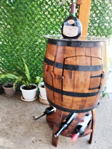 Antique Dressers: Drvena barska komoda od vinske bačve sa staklenom pločom - Ručno at lalafo.rs — 2 Antique Dressers: Drvena barska komoda od vinske bačve sa staklenom pločom - Ručno — 2