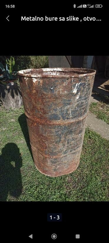 Flags: Dva bureta,jedno metalno (otvoreno)-200 litara,drugo plastično sa at lalafo.rs — 1 Flags: Dva bureta,jedno metalno (otvoreno)-200 litara,drugo plastično sa — 1
