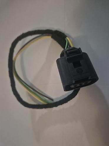 Auto električni konektor – 3-pinski sa kablovskim repom - Tip: 3 na lalafo.rs — 1 Auto električni konektor – 3-pinski sa kablovskim repom - Tip: 3 — 1