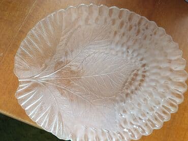 Stakleni tanjir/poslužavnik Paşabahçe “Sultana” - Materijal: kaljeno na lalafo.rs Stakleni tanjir/poslužavnik Paşabahçe “Sultana” - Materijal: kaljeno