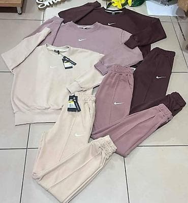 Zenski kompleti :)
Velicine S,M,L,XL,2XL na lalafo.rs — 2 Zenski kompleti :)
Velicine S,M,L,XL,2XL — 2