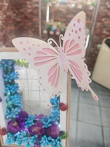 Ručno rađen dekorativni ram sa ogledalcem i LED osvetljenjem. - na lalafo.rs — 7 Ručno rađen dekorativni ram sa ogledalcem i LED osvetljenjem. - — 7