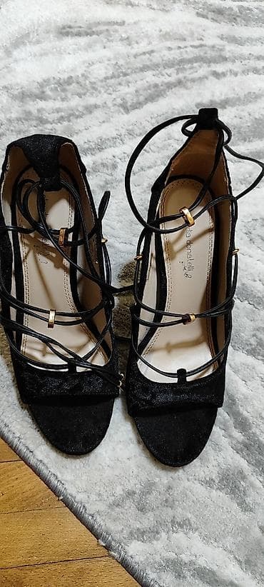 Ženske salonke sa pertlanjem – Claudia Donatelli - Boja: crna - na lalafo.rs — 1 Ženske salonke sa pertlanjem – Claudia Donatelli - Boja: crna - — 1