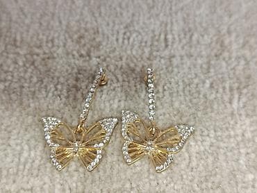 Earrings: Nove leptir minđuše sa cirkonima, oba para 300 ili posebno po 200 at lalafo.rs — 5 Earrings: Nove leptir minđuše sa cirkonima, oba para 300 ili posebno po 200 — 5
