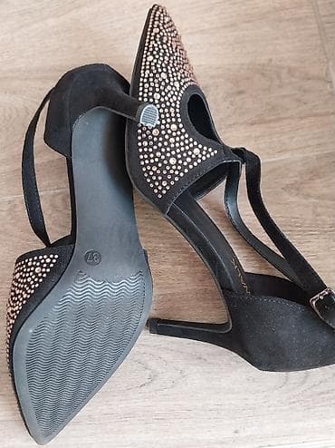 Salonke extra
37/38 broj
NOVO na lalafo.rs — 8 Salonke extra
37/38 broj
NOVO — 8