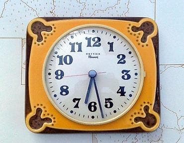 Vintage HETTICH keramički zidni sat. U besprekornom radnom i estetskom na lalafo.rs Vintage HETTICH keramički zidni sat. U besprekornom radnom i estetskom