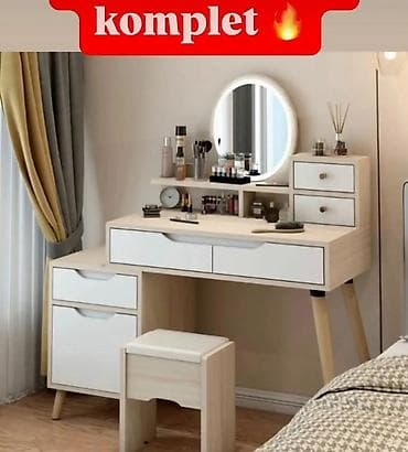 Toaletni sto sa ogledalom – komplet - Moderan set za šminkanje u na lalafo.rs Toaletni sto sa ogledalom – komplet - Moderan set za šminkanje u