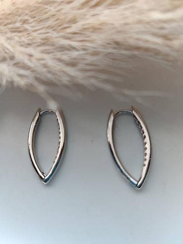 Posrebrene minđuše - Dizajn: izdužena marquise/ovalna forma sa na lalafo.rs — 1 Posrebrene minđuše - Dizajn: izdužena marquise/ovalna forma sa — 1