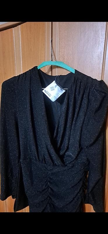 Haljina crna, svecans NOVA iz Italije, vrlo elegantna, kvalitetna na lalafo.rs Haljina crna, svecans NOVA iz Italije, vrlo elegantna, kvalitetna