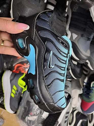 Ugg boots: Decije tn od 30
Cena 3000 din
Cena 3200 din at lalafo.rs — 6 Ugg boots: Decije tn od 30
Cena 3000 din
Cena 3200 din — 6