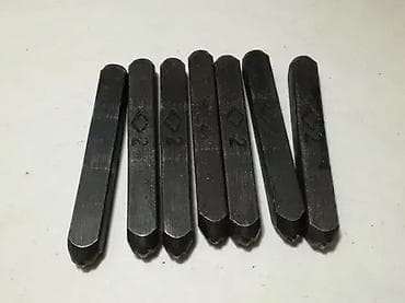 kom sa etiketom: Raspareni brojevi 2mm za utiskivanje na komad Raspareni brojevi za at lalafo.rs — 1 kom sa etiketom: Raspareni brojevi 2mm za utiskivanje na komad Raspareni brojevi za — 1