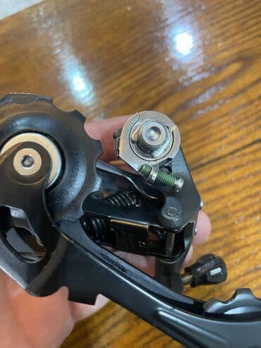 Shimano Tiagra zadnji menjač - Model: Shimano Tiagra (serija 4700) - na lalafo.rs Shimano Tiagra zadnji menjač - Model: Shimano Tiagra (serija 4700) -