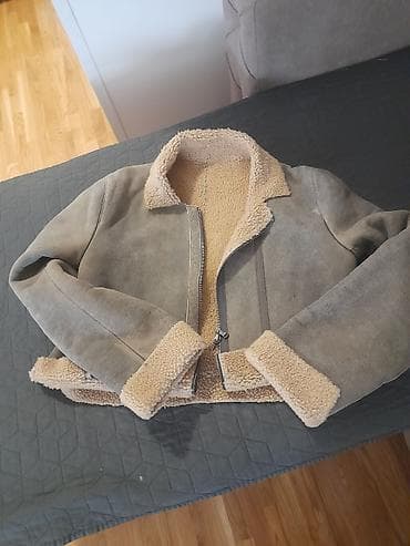 Ženska kraća jakna sa prirodnom kožom velur i krznom (shearling stil) na lalafo.rs Ženska kraća jakna sa prirodnom kožom velur i krznom (shearling stil)