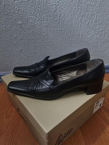 Zenske italijanske kozne cipele br 38 na lalafo.rs — 2 Zenske italijanske kozne cipele br 38 — 2