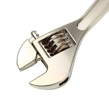 Čelični privezak francuski ključ u funkciji Novo!!! Jedinstven na lalafo.rs — 5 Čelični privezak francuski ključ u funkciji Novo!!! Jedinstven — 5