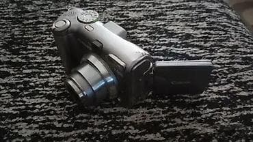 1. Canon Power shot A620- ispravan 2. Canon Power shot A640- na lalafo.rs — 7 1. Canon Power shot A620- ispravan 2. Canon Power shot A640- — 7