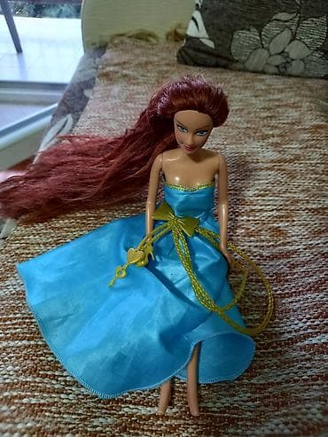 Barbika sa dugom kosom.Ocuvana.Cena 500 na lalafo.rs — 1 Barbika sa dugom kosom.Ocuvana.Cena 500 — 1