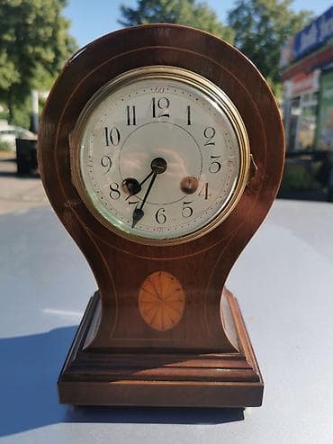 Stari mehanički stoni sat (kaminac) Made in France, proizveden oko na lalafo.rs Stari mehanički stoni sat (kaminac) Made in France, proizveden oko