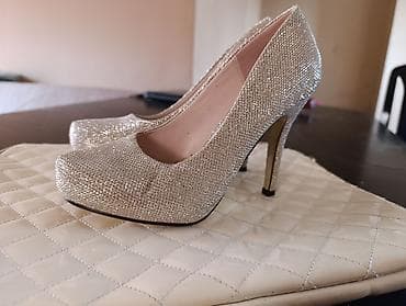 Salonke, par puta obuvene, za svecane prilike. Br 37, visina stikle na lalafo.rs — 2 Salonke, par puta obuvene, za svecane prilike. Br 37, visina stikle — 2