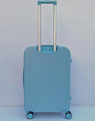 === PART 1: TEXTUAL DESCRIPTION === Predstavljamo kabinski kofer u na lalafo.rs === PART 1: TEXTUAL DESCRIPTION === Predstavljamo kabinski kofer u