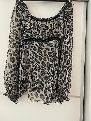 Prelepa, elegantna bluza poznatog brenda Vogeli, sa modernim animal na lalafo.rs — 1 Prelepa, elegantna bluza poznatog brenda Vogeli, sa modernim animal — 1