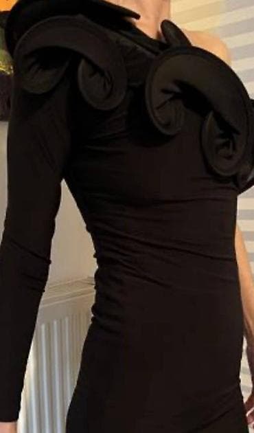 kom sa etiketom: Prelepa nova ZARA mala crna haljinica, svečana, naznačena je L at lalafo.rs — 6 kom sa etiketom: Prelepa nova ZARA mala crna haljinica, svečana, naznačena je L — 6