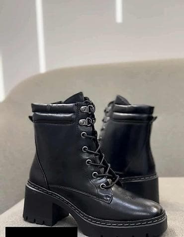 Ženske biker/vojničke čizme sa pertlama i blok petom. 36-41 - Model at lalafo.rs — 1 Ženske biker/vojničke čizme sa pertlama i blok petom. 36-41 - Model — 1