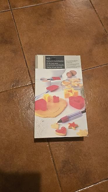 Starter kit za pravljenje kolačića – komplet od 15 delova Sve što je na lalafo.rs — 1 Starter kit za pravljenje kolačića – komplet od 15 delova Sve što je — 1