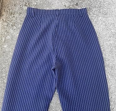 Teget pantalone sa belim straftama Broj 36 Dimenzije: Struk 32 cm na lalafo.rs — 7 Teget pantalone sa belim straftama Broj 36 Dimenzije: Struk 32 cm — 7