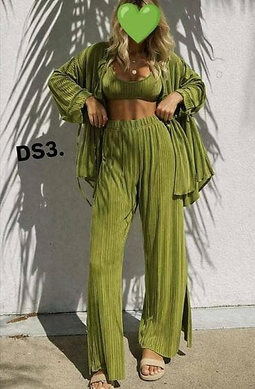 eko koza sa: Ženski komplet od plisirane tkanine – 3 dela - Košulja: širok na lalafo.rs — 1 eko koza sa: Ženski komplet od plisirane tkanine – 3 dela - Košulja: širok — 1