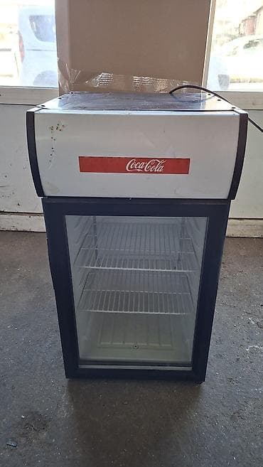 Kompaktni rashladni vitrina frižider Coca‑Cola, idealan za na lalafo.rs — 6 Kompaktni rashladni vitrina frižider Coca‑Cola, idealan za — 6
