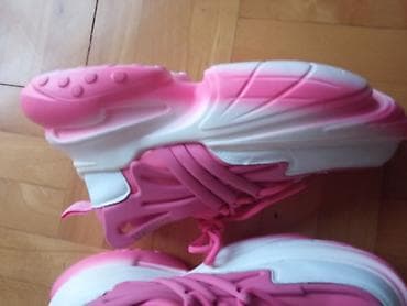 DIESEL ženske patike Novo! 40 logo uslikan. Uživo mnogo lepše na lalafo.rs — 4 DIESEL ženske patike Novo! 40 logo uslikan. Uživo mnogo lepše — 4