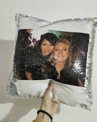 Piši briši jastuk Slika po vašoj želji Cena 2.400 dinara Srebrni na lalafo.rs Piši briši jastuk Slika po vašoj želji Cena 2.400 dinara Srebrni