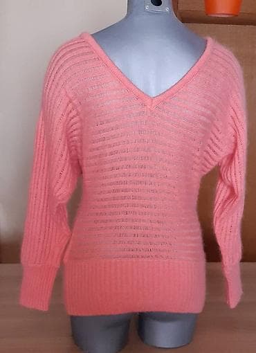 Pleteni džemper u boji korala - Model: tanji, prozračan džemper sa na lalafo.rs — 2 Pleteni džemper u boji korala - Model: tanji, prozračan džemper sa — 2