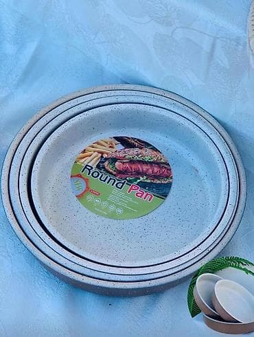 Set okruglih tepsija za pečenje – 4 komada - Materijal: debelosteno na lalafo.rs — 1 Set okruglih tepsija za pečenje – 4 komada - Materijal: debelosteno — 1