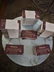 Vizit karte -jednostrane ili dvostrane u punoj boji😎 Učinite da vaša na lalafo.rs Vizit karte -jednostrane ili dvostrane u punoj boji😎 Učinite da vaša