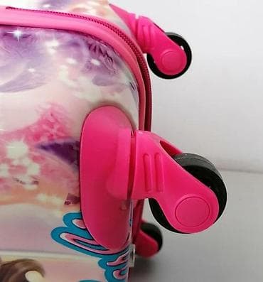 waikiki decije jakne decaci: Dečji kofer na točkiće – Barbie motiv - Tvrda školjka sa sjajnim at lalafo.rs — 7 waikiki decije jakne decaci: Dečji kofer na točkiće – Barbie motiv - Tvrda školjka sa sjajnim — 7