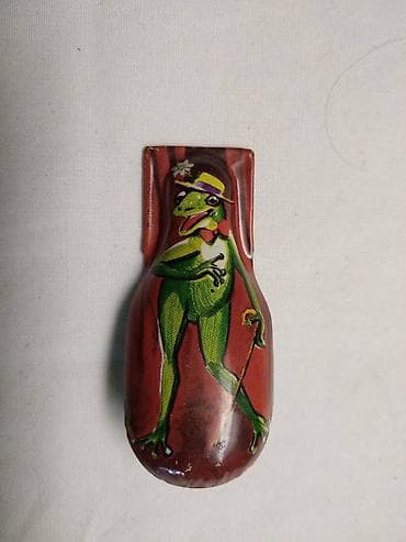 Antiques: Limena reljefna žaba Riethmueler vintage,pritiskom se cuje kreket 5,5 at lalafo.rs — 1 Antiques: Limena reljefna žaba Riethmueler vintage,pritiskom se cuje kreket 5,5 — 1