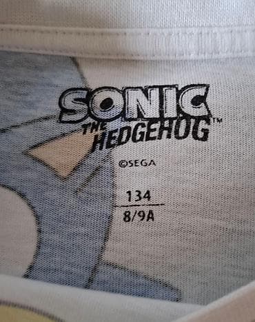 Set dugih majica za dečake – 6 komada - Majica 1: bele osnove sa više na lalafo.rs — 6 Set dugih majica za dečake – 6 komada - Majica 1: bele osnove sa više — 6