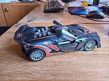 Novi RC auto. Ima punjivu bvateriju i USB punjač. Dimenzije 21 at lalafo.rs — 7 Novi RC auto. Ima punjivu bvateriju i USB punjač. Dimenzije 21 — 7
