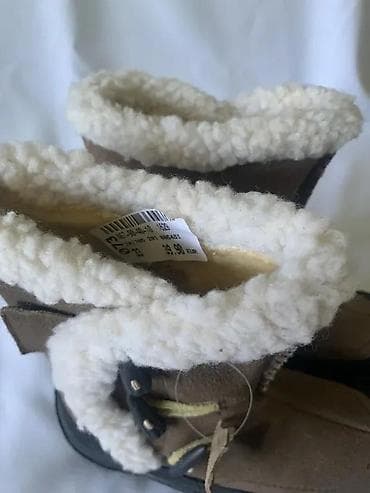 Kids' Footwear: KVALITETNE ŽENSKE DEČIJE KOŽNE ČIZMICE, 28, 29, 33, 34 | AKCIJA! at lalafo.rs — 2 Kids' Footwear: KVALITETNE ŽENSKE DEČIJE KOŽNE ČIZMICE, 28, 29, 33, 34 | AKCIJA! — 2