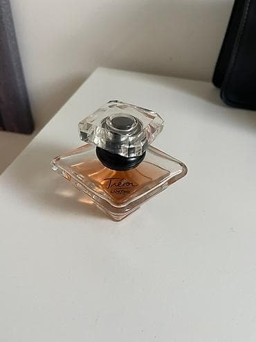 zenske broj: Lancôme Trésor – ženski parfem (eau de parfum) - Klasični mirisni at lalafo.rs — 1 zenske broj: Lancôme Trésor – ženski parfem (eau de parfum) - Klasični mirisni — 1